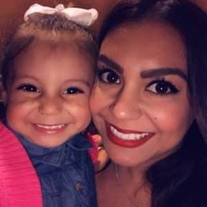 Meet your Posher, Alma